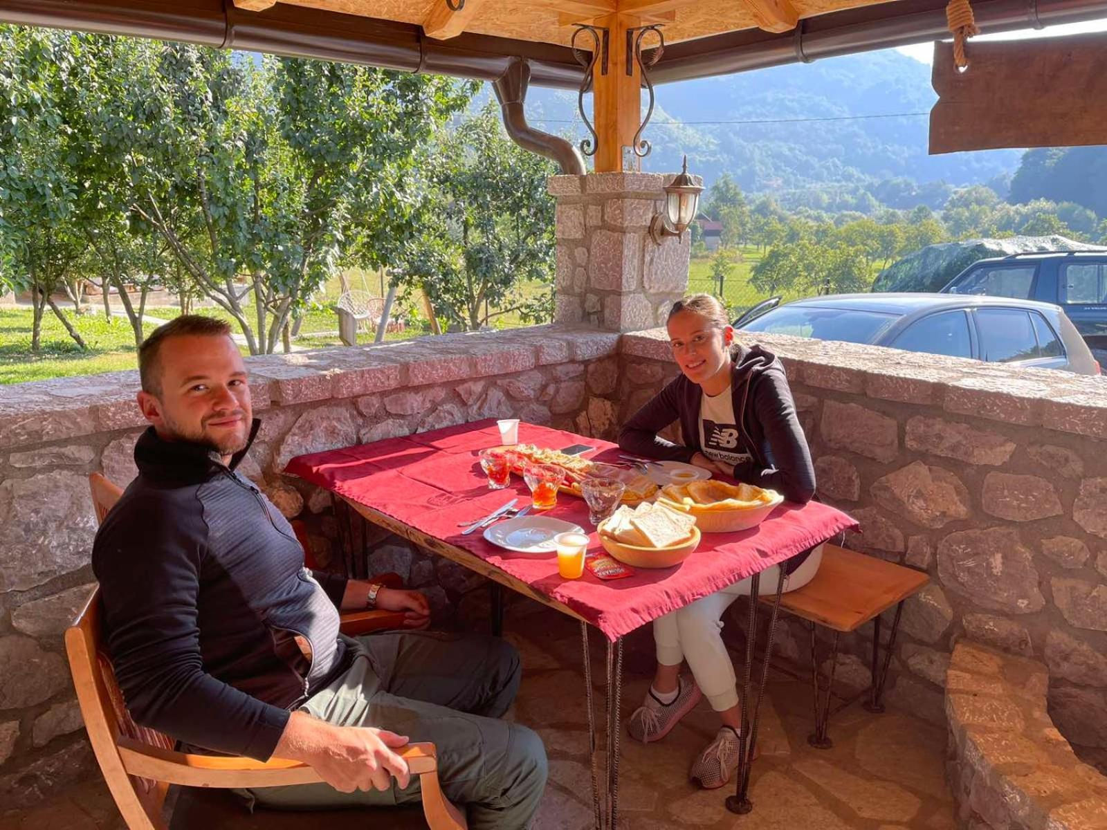 Holiday Bungalows & Food Πλαβ Εξωτερικό φωτογραφία