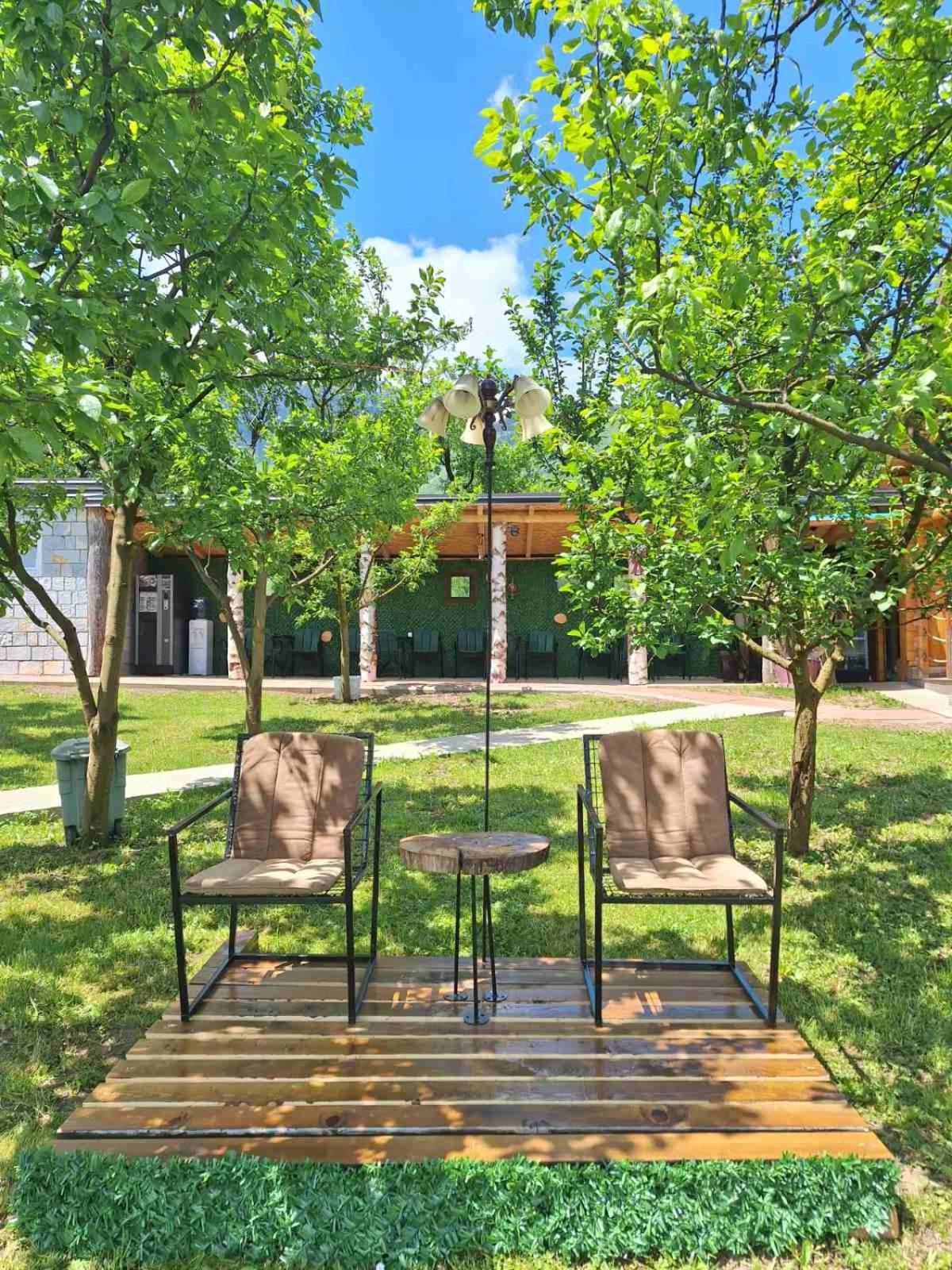 Holiday Bungalows & Food Πλαβ Εξωτερικό φωτογραφία